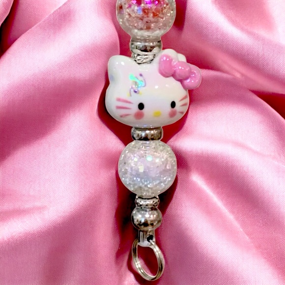 Hello Kitty Pink Beaded Keychain, bag, & Backpack clasp - Picture 4 of 5